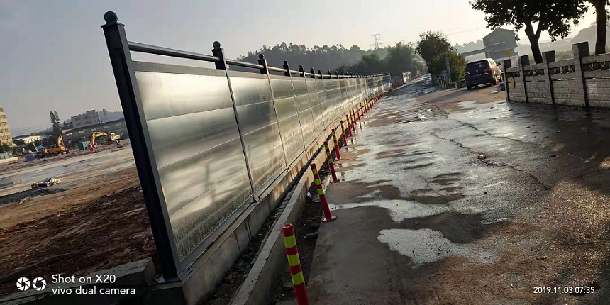 裝配式烤漆圍擋規(guī)格，工程圍擋廠家